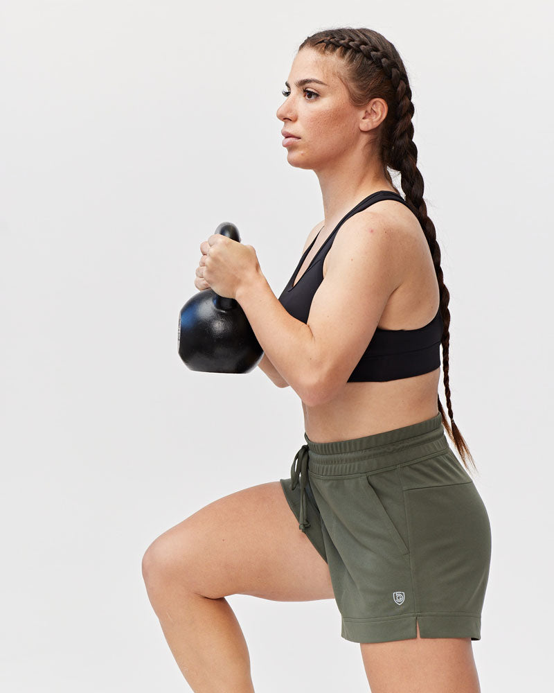 Advance 4.5" Knit Short