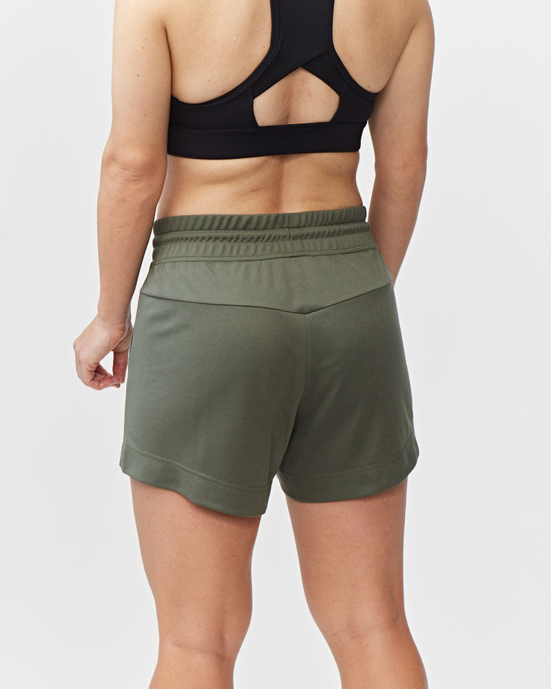 Advance 4.5" Knit Short