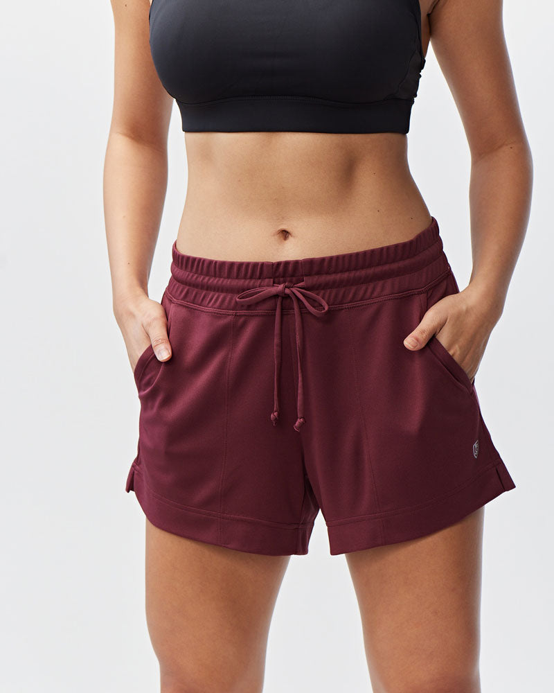 Advance 4.5" Knit Short